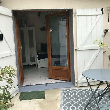Apartment Sakura Studio *