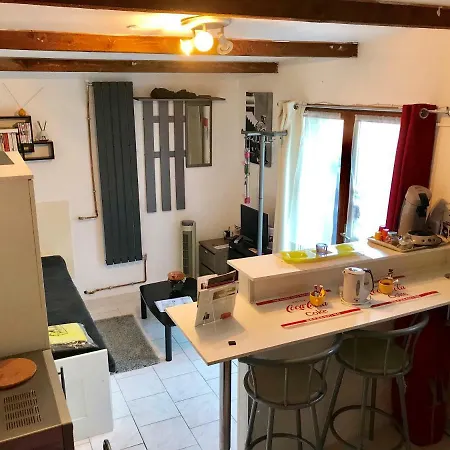 Apartment Sakura Studio Coulommiers