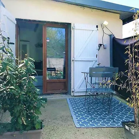Apartment Sakura Studio Coulommiers